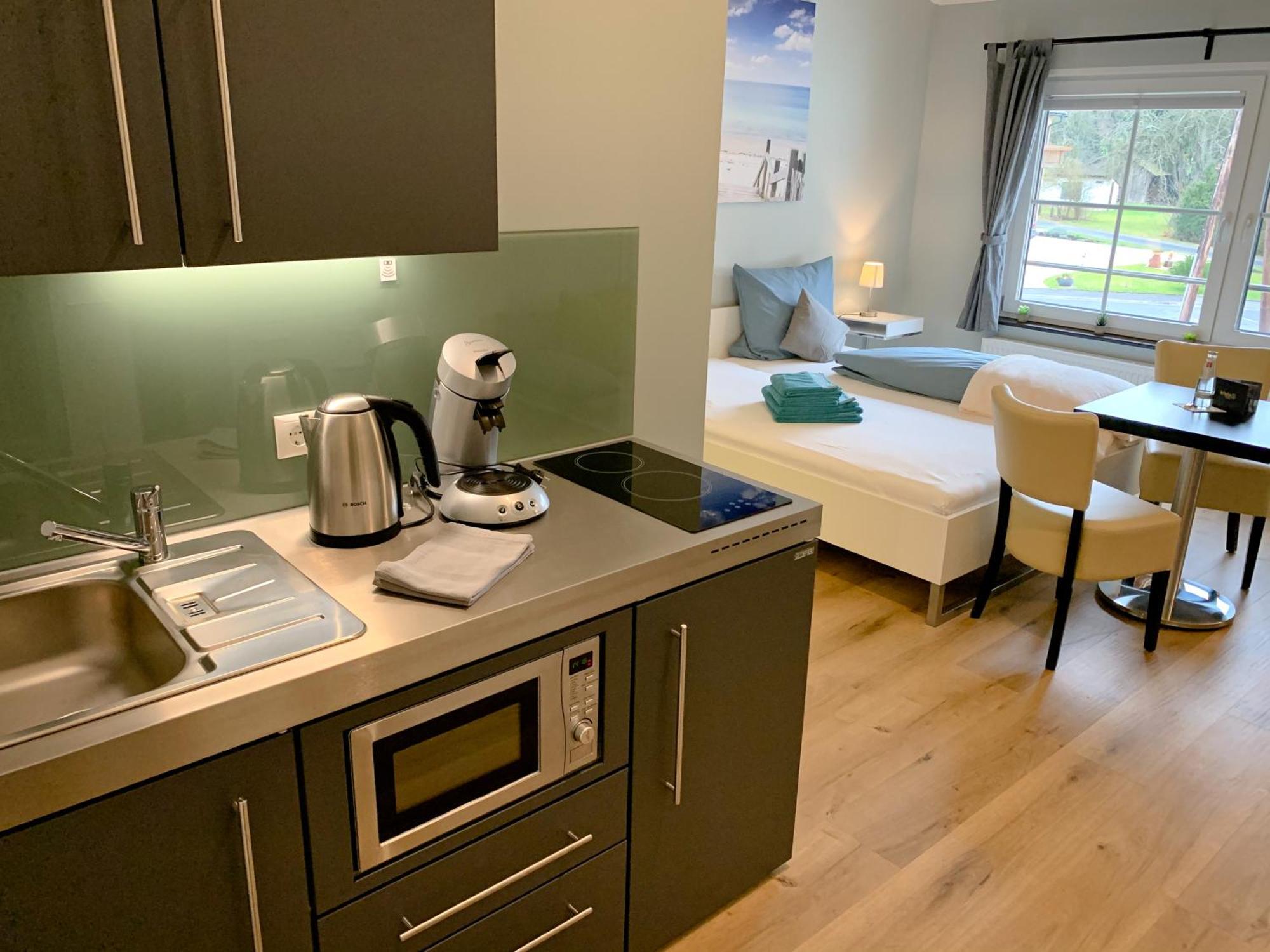 Triple A³ Aparthotel Marktheidenfeld Bagian luar foto